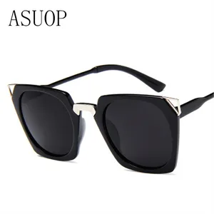 Новинка 2019 Ретро квадратные женские солнцезащитные очки Классические роскошные брендовые дизайнерские модные мужские очки UV400 Солнцезащитные очки с большой оправой