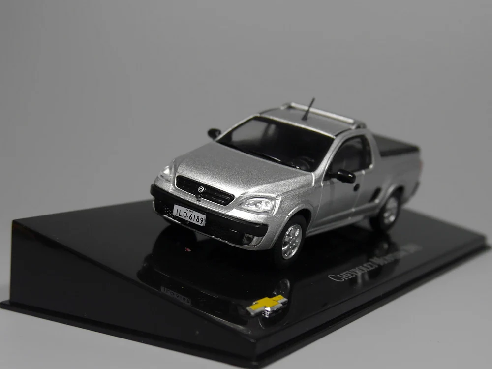 Ix o 1:43 Chevrolet Монтана 2003 бутик сплава автомобиля игрушки для детей Детские игрушки модель оригинальная посылка