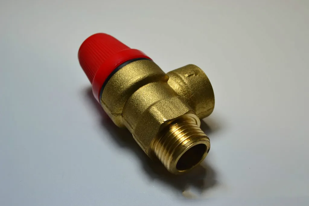 Предохранительный клапан 3/4 &quotDN20 6 бар предохранительный для солнечного