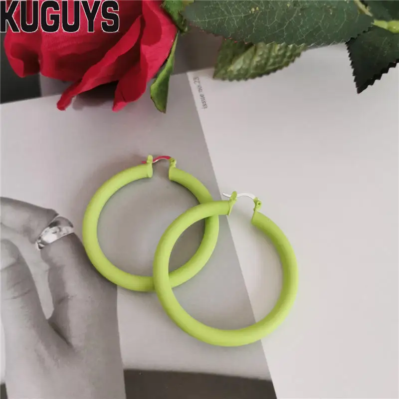 4.5CM LIGHT GREEN KUGUYS высокое качество 5 цветов Неоновые Круглые серьги-кольца для женщин модные ювелирные изделия матовые металлические серьги модные вечерние аксессуары - Окраска металла: 4.5CM LIGHT GREEN