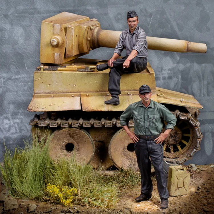 1/35 OPERATION ZITADELLE 2 солдата с костюмами для танков военная тема полимерная модель GK
