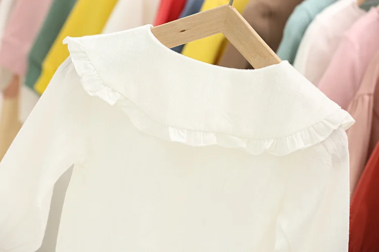 Dollplus/детские белые рубашки для маленьких девочек; Осенняя детская одежда с длинными рукавами; милые топы для малышей; блузки с оборками и отложным воротником для девочек