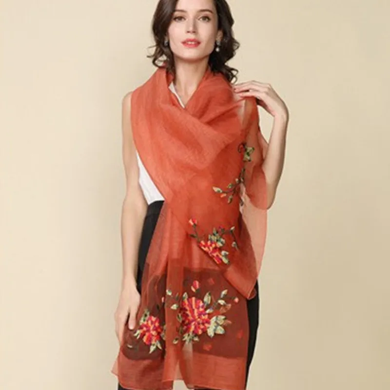 2017 Весна Новинка осени вышивка шелковой шерсти разнообразие леди сокрытия шарфы