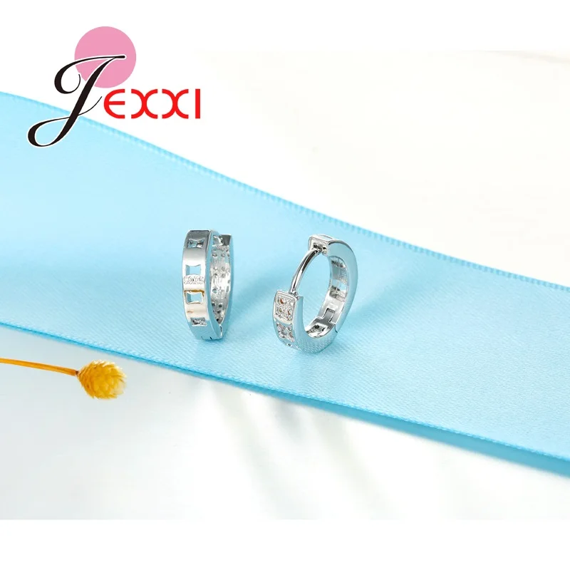 Женские серьги из серебра 925 пробы с искусственными камнями | Украшения и