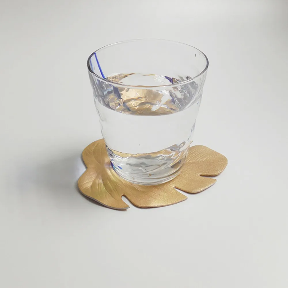 Коврик для кухонного стола Рождественская имитация растения Пальма золотой лист