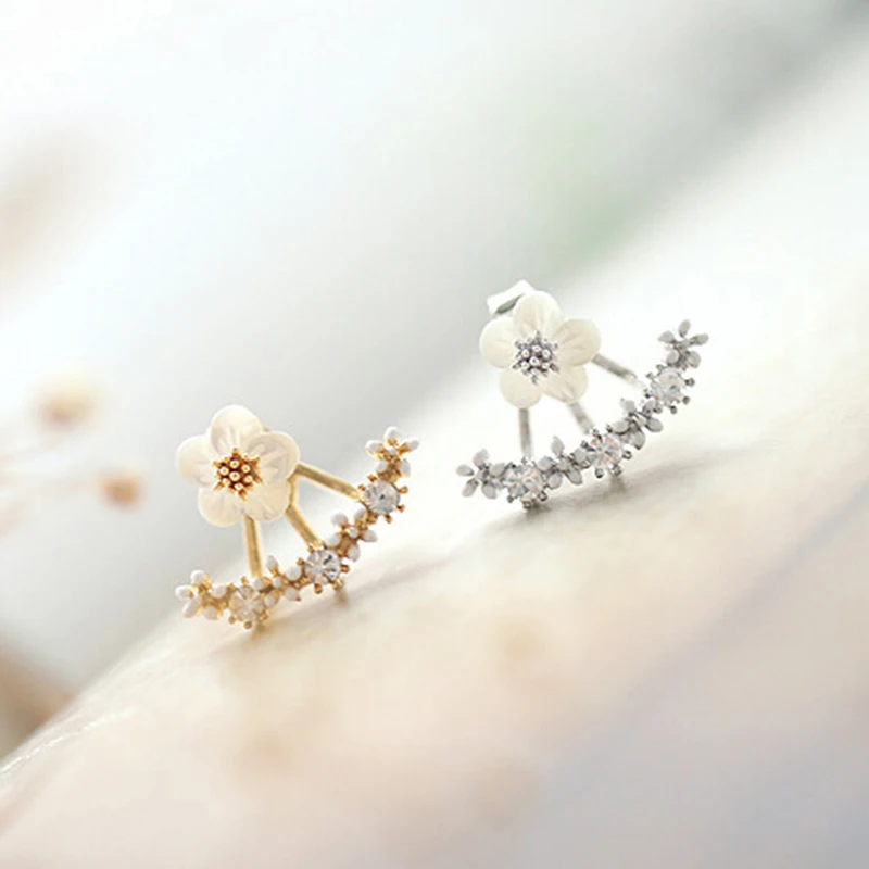 Женские серьги-гвоздики с фианитами золотистого цвета | Украшения и аксессуары