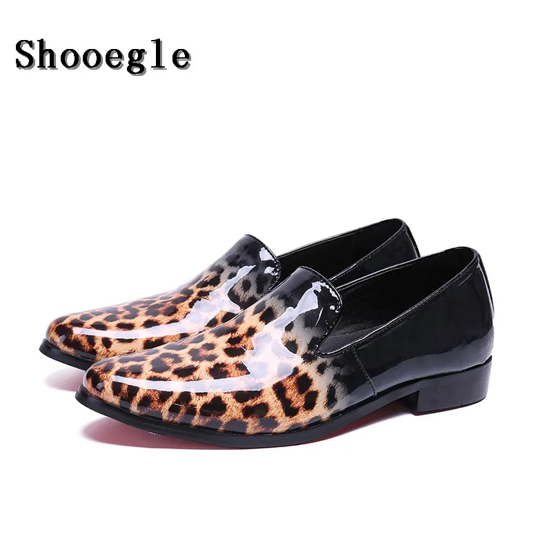 

SHOOEGLE Men Handmade Leopard Loafers Shoes Fashion Patent Leather Gentleman Luxury Stress Party Shoes Men Casual Shoes EU35-47