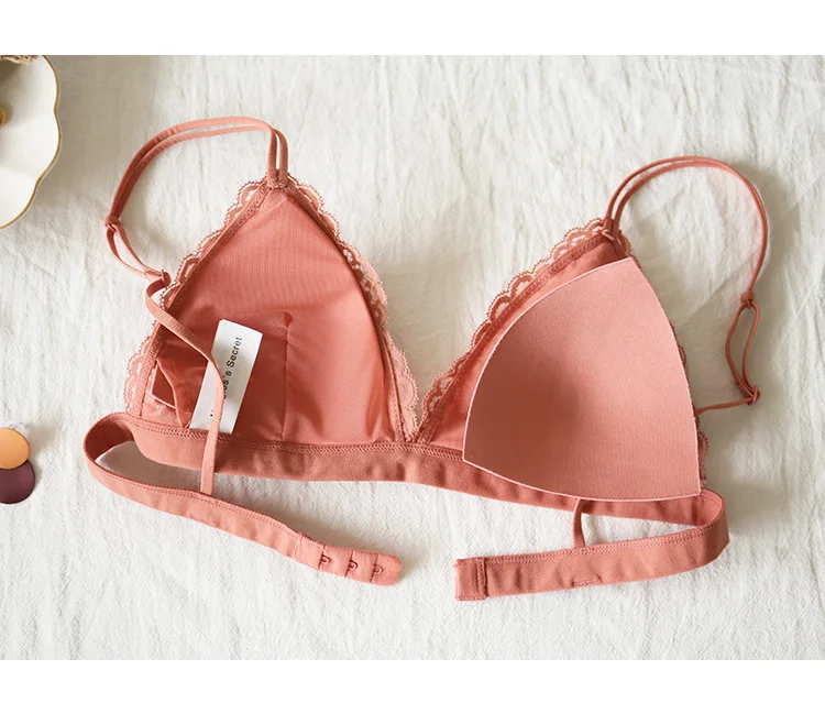 French Lace Underwear Thin Padded Push Up Bralette Translucent Sexy Pantie Small Boobs Comfortable Female Lingerie Wireless Cami