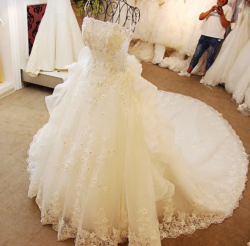 Vestidos De Noiva Романтические свадебные платья без бретелей бальное платье Свадебные платья с жемчугом кружево черное свадебное платье с бисером ремни