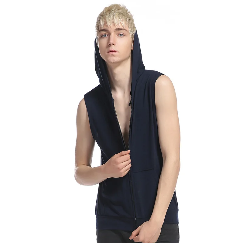 Жилетка мужская с капюшоном уличная рубашка без рукавов на молнии коротким