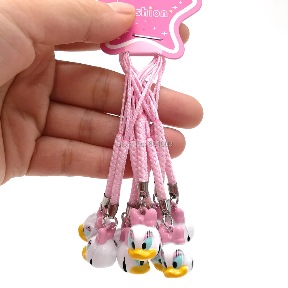 100 шт Pikchu Stitch Scrump Jack mickey minnie Marie Doraemon лягушка Медвежонок для мобильного телефона на ремешке колокольчики Цифры Розничная