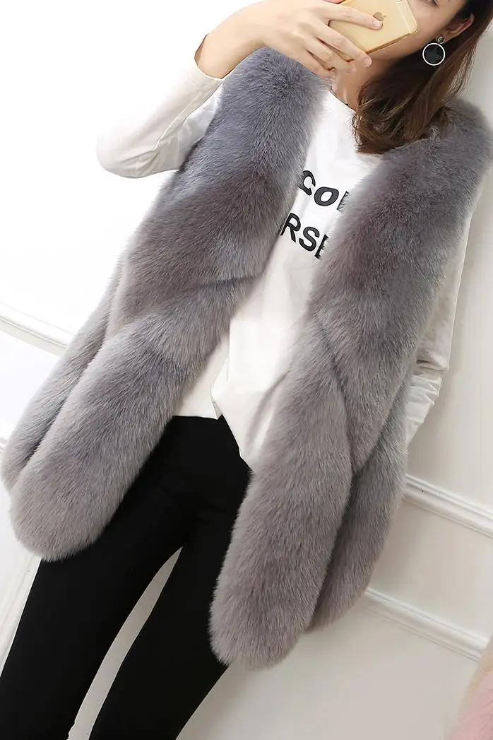 

KMETRAM Fashion Female Fur Waistcoat 2020 New Winter Warm Faux Fox Fur Vest Women Fashion V-Neck Faux Fur Coat Cardigan HH454