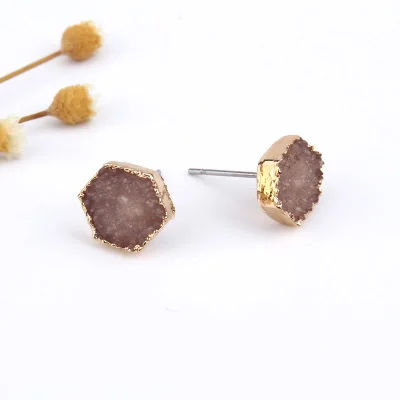 Beige Мода Bijoux богемные женские склоны геометрические маленькие шестигранные серьги женские ювелирные изделия из друзы серьги-гвоздики с эпоксидной смолой серьги-гвоздики - Окраска металла: Beige