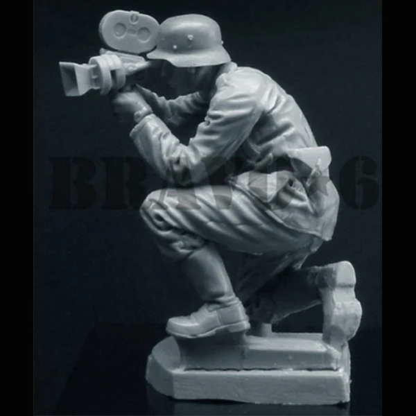1/35 Kriegsberichter (1) Resin kit soldiers GK Military subject matter of WWII Scene combination Uncoated No colour | Игрушки и хобби