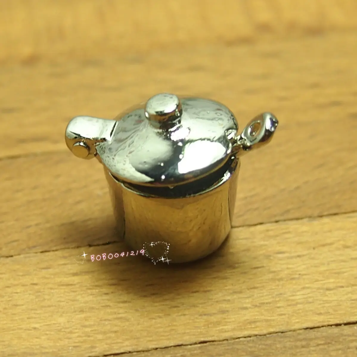Dollhouse Miniature 1:12 Toy Kitchen A Metal Sugar Bowl With Spoon H1.3cm X0201 |