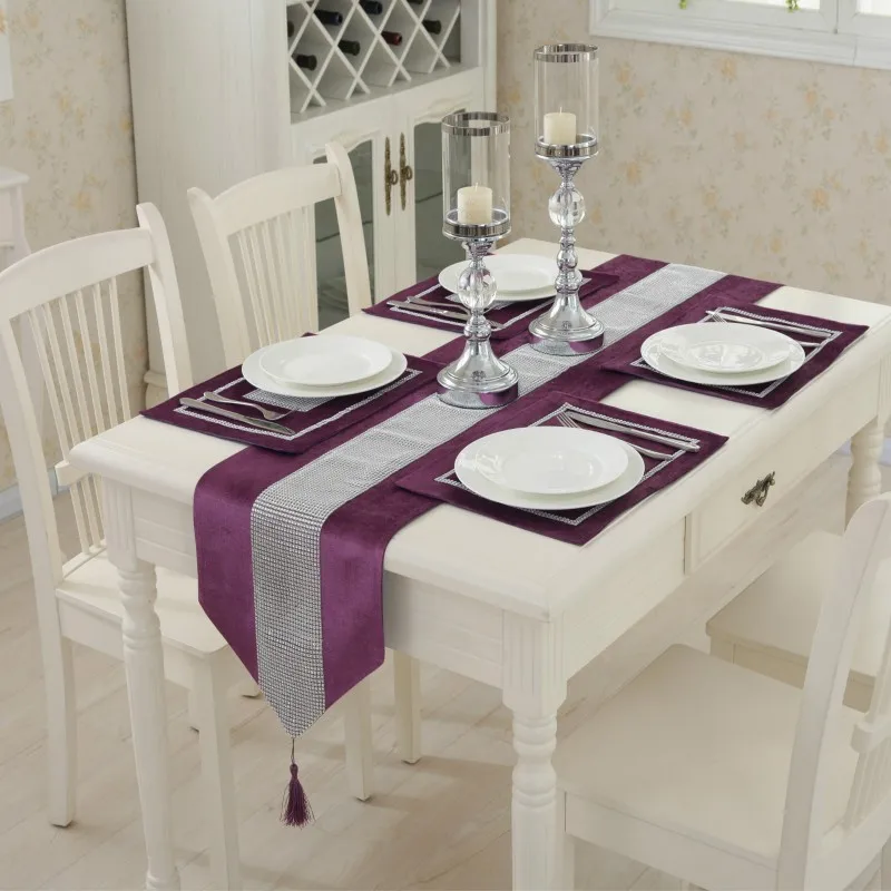 Набор из 7 предметов скатерть дорожка наволочка толстый бархат шениль сатин