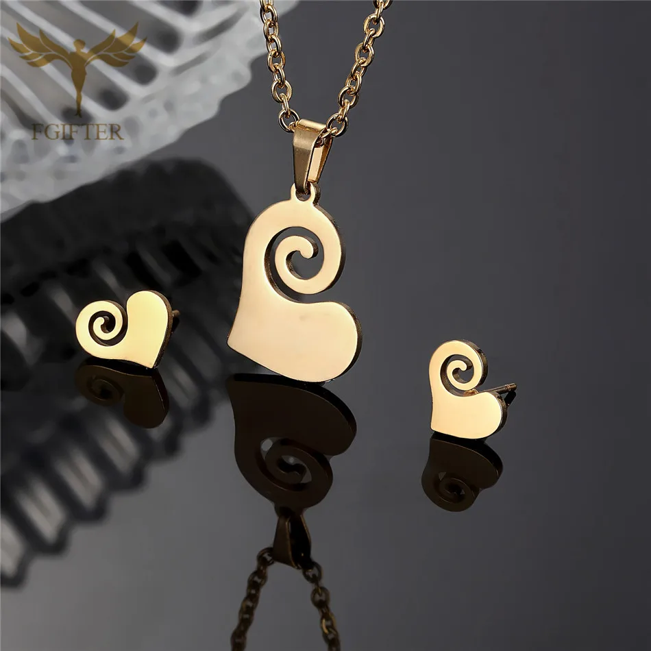 

2021New Women's Necklace Stud Earrings Set Charm Gold Love Pendant Bijoux Stainless Steel Jewelry Chain