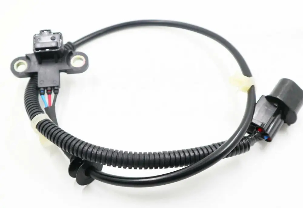 Brand New MD327122 MR560276 Crankshaft Position Sensor