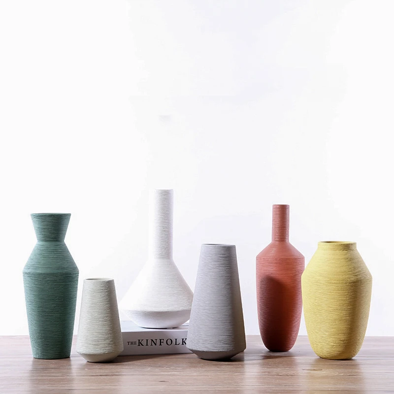 Матовая ребристая керамическая ваза для цветов декоративная фарфоровая