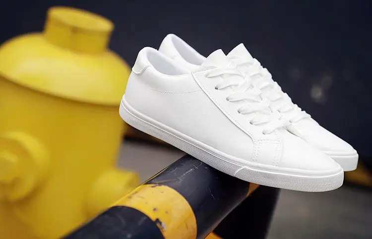 Женские белые кроссовки; tenis feminino; обувь из искусственной кожи; женские кроссовки; повседневная обувь на плоской подошве со шнуровкой; Вулканизированная обувь; zapatillas mujer