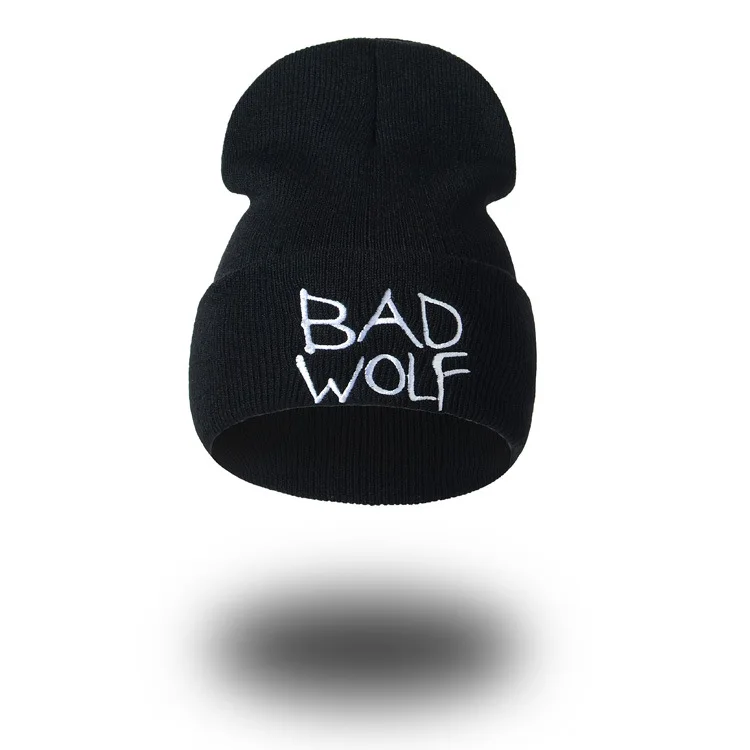 Осенне-зимние женские вязанные шапочки с вышивкой и надписью BAD WOLF, мужская повседневная Кепка в стиле хип-хоп, 4 цвета, Ht8226 - Цвет: Черный