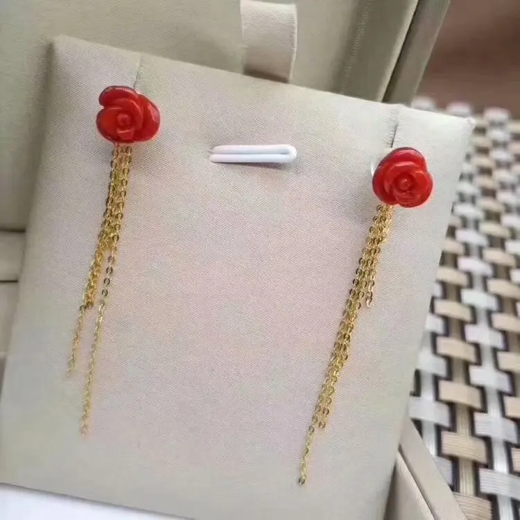 Женские серьги-гвоздики из серебра 925 пробы с натуральным красным кораллом |