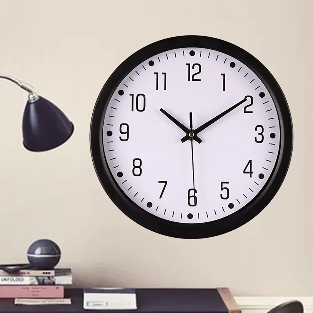 Короткие классические бесшумные цифровые настенные часы черного и белого цвета