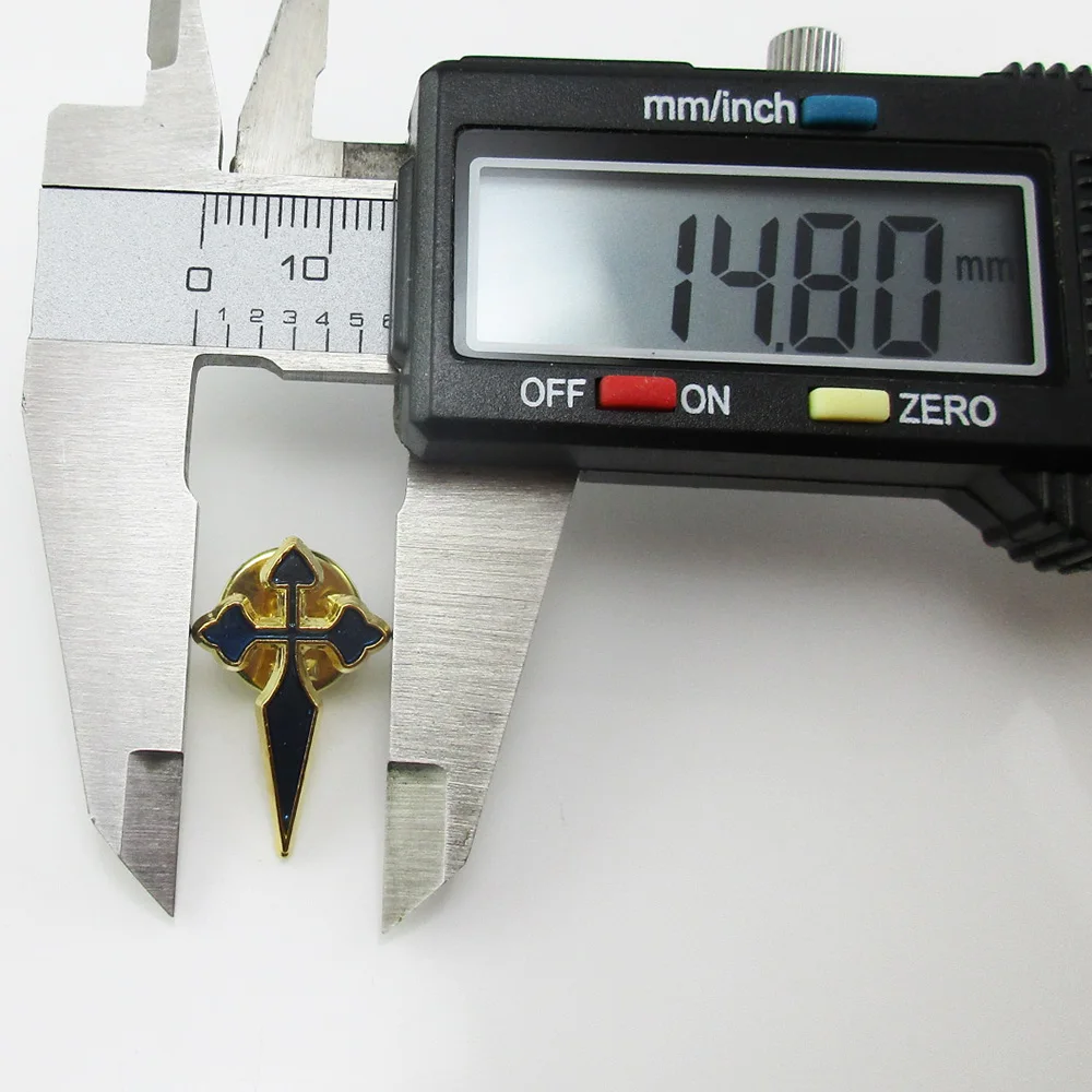 500 шт. в ассортименте красные и королевские синие крестообразные булавки Saint James