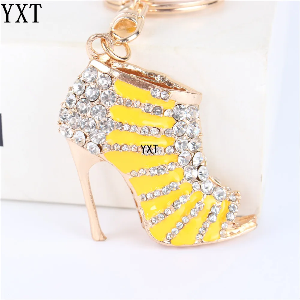 Подвеска стразы на высоком каблуке с кристаллами золотого цвета брелок для сумок