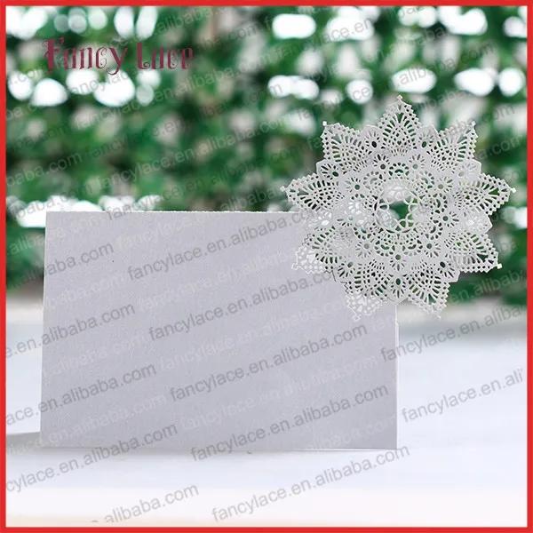 

50PCS Fancy Lace Wedding Christmas Table Decoration Place Card Table Card, Garland Shaped Paper Cut Seat Card Paper Party Decor