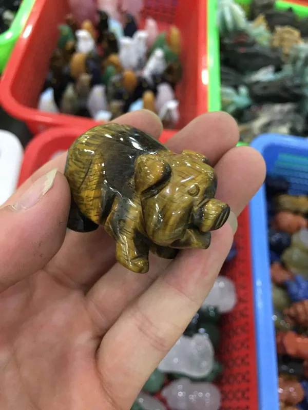 

New style natural Tiger eye and gold sand stone carving animal pig, crystal carving animal household decoration