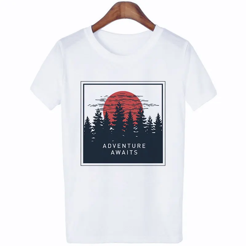 Vintage Vogue Whale Tail Printed Gothic Tshirt Cosmic Belief Harajuku Summer Tops T Shirt Women Vintage Streetwear Vegan T-shirt