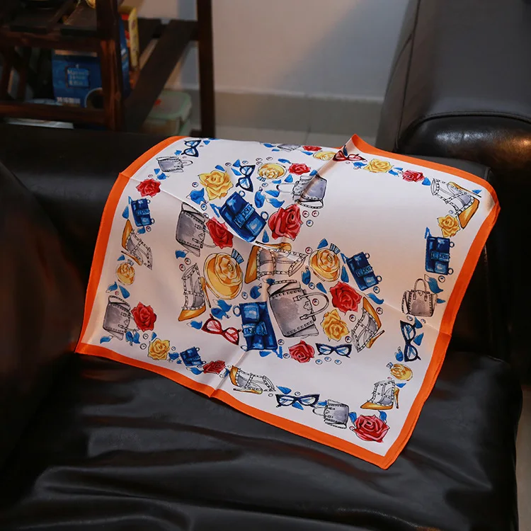 Новое поступление Модный Шелковый шарф с мультяшным принтом 100% шелковый сумочка