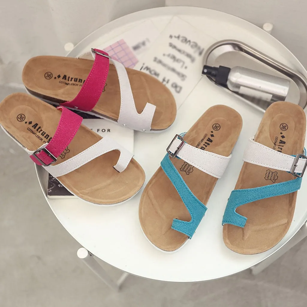Модные женские летние пляжные шлепанцы с перекрестным носком и пряжкой тапочки