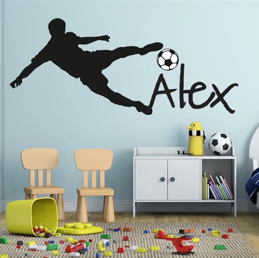 

Футбольный мяч, персонализированное имя, виниловая наклейка на стену, постер, искусство, декор детской комнаты, украшение для дома