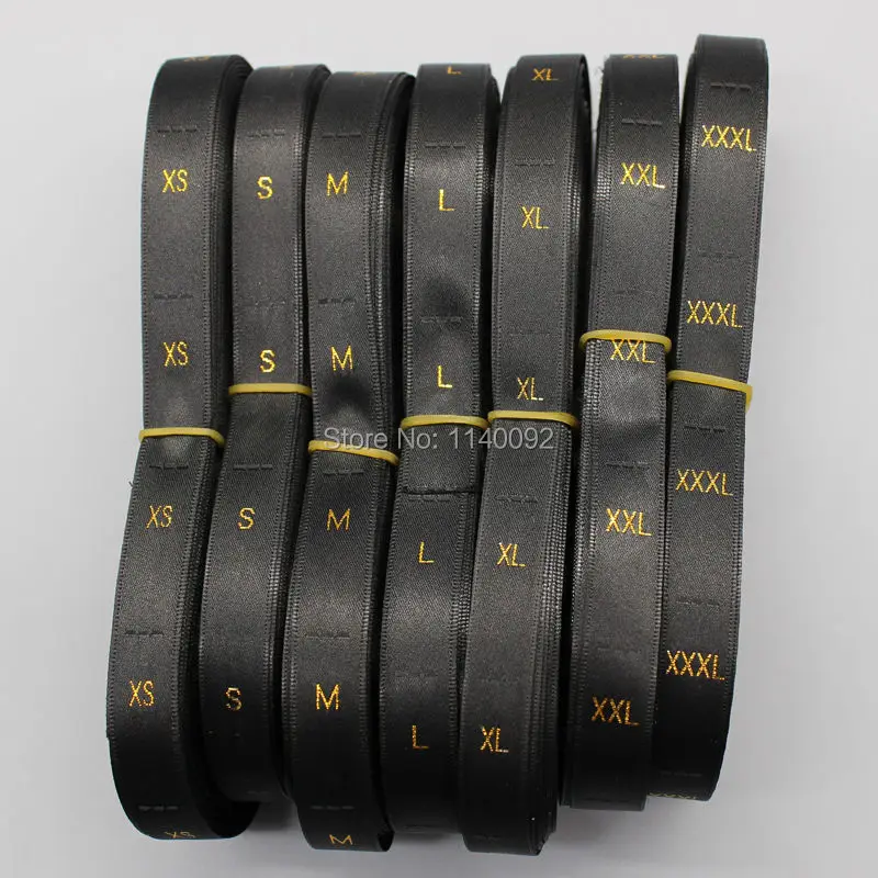 Бесплатная доставка 500 шт. в наличии черная атласная этикетка с золотым текстом