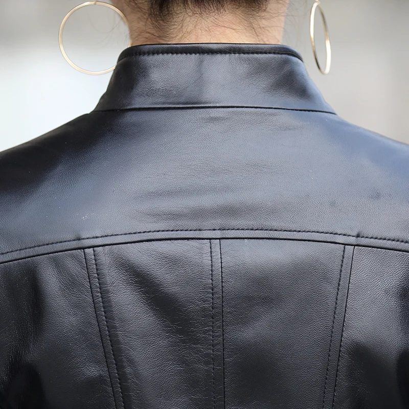 Женская куртка из натуральной овечьей кожи с воротником-стойкой на молнии пальто