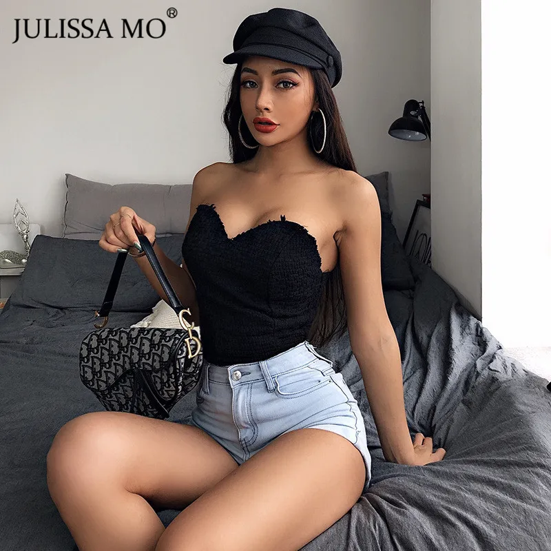 Julissa mo белый сексуальный укороченный Топ без бретелек для женщин летний топ с открытыми плечами Женская мода с открытой спиной базовые Топы Футболка