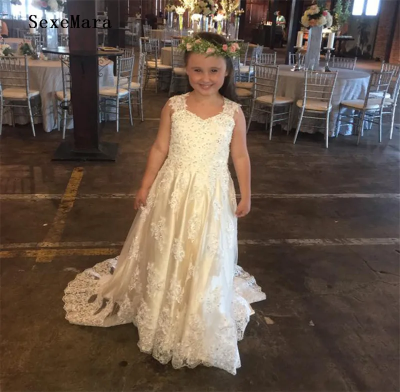 

Little Princess Dresses for Wedding Kids A-Line First Communion Dress Tulle Lace Flower Girl Dresses with Train