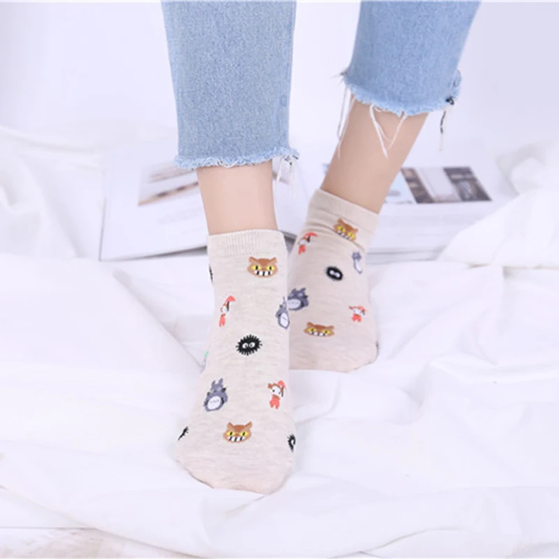 Morematch 1 Pair Women College Style Sock Cartoon Character Totoro Cotton Socks Leisure Socks 5 Colors Optional