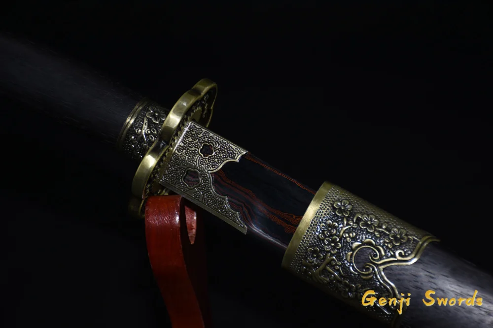 

Full Tang Damascus Folded Steel Black RED Blade Chinese MEI Hua Qing DAO Sword
