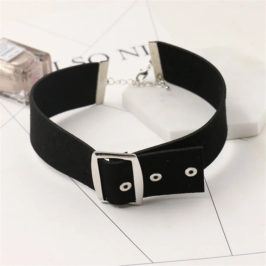 Simplee Винтаж искусственная кожа Прохладный чокер женщин сексуальный круг Рок