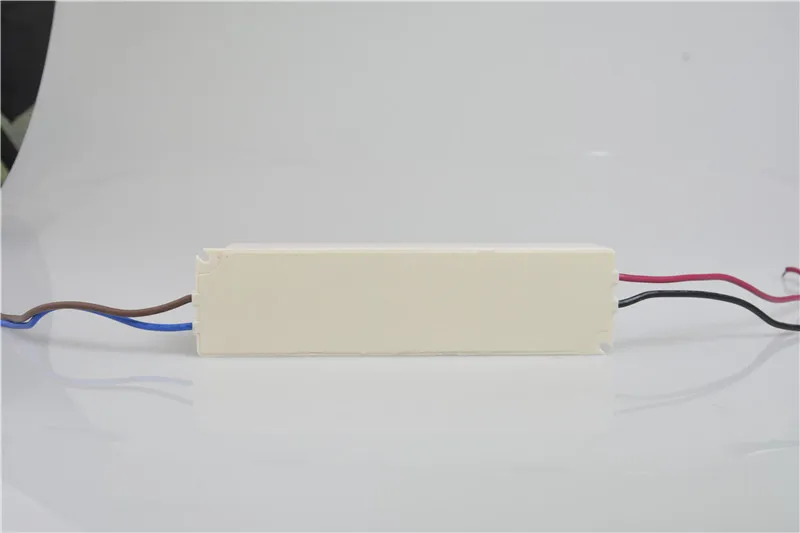 SANPU 24 V 2A 60 Вт Питание IP67 водонепроницаемый пластиковый чехол светодиодный драйвер постоянного тока в переменный ток освещения трансформатор для наружного освещения 24 вольт постоянного тока