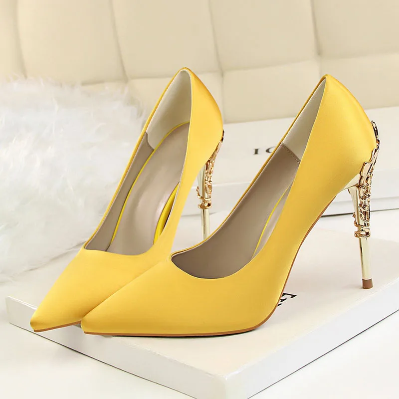 Yellow bridal shoes wedding shoes woman gold high heels pointed toe pumps women shoes high heel ladies shoes zapatos de novia - Цвет: Yellow