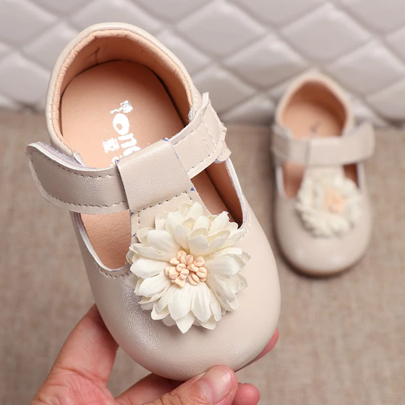 

Kids Leather Shoes Children Girls Casual Sneakers Flower Princess Love Cartoon Baby Shoes Soft Bottom Shoes Spring/autumn