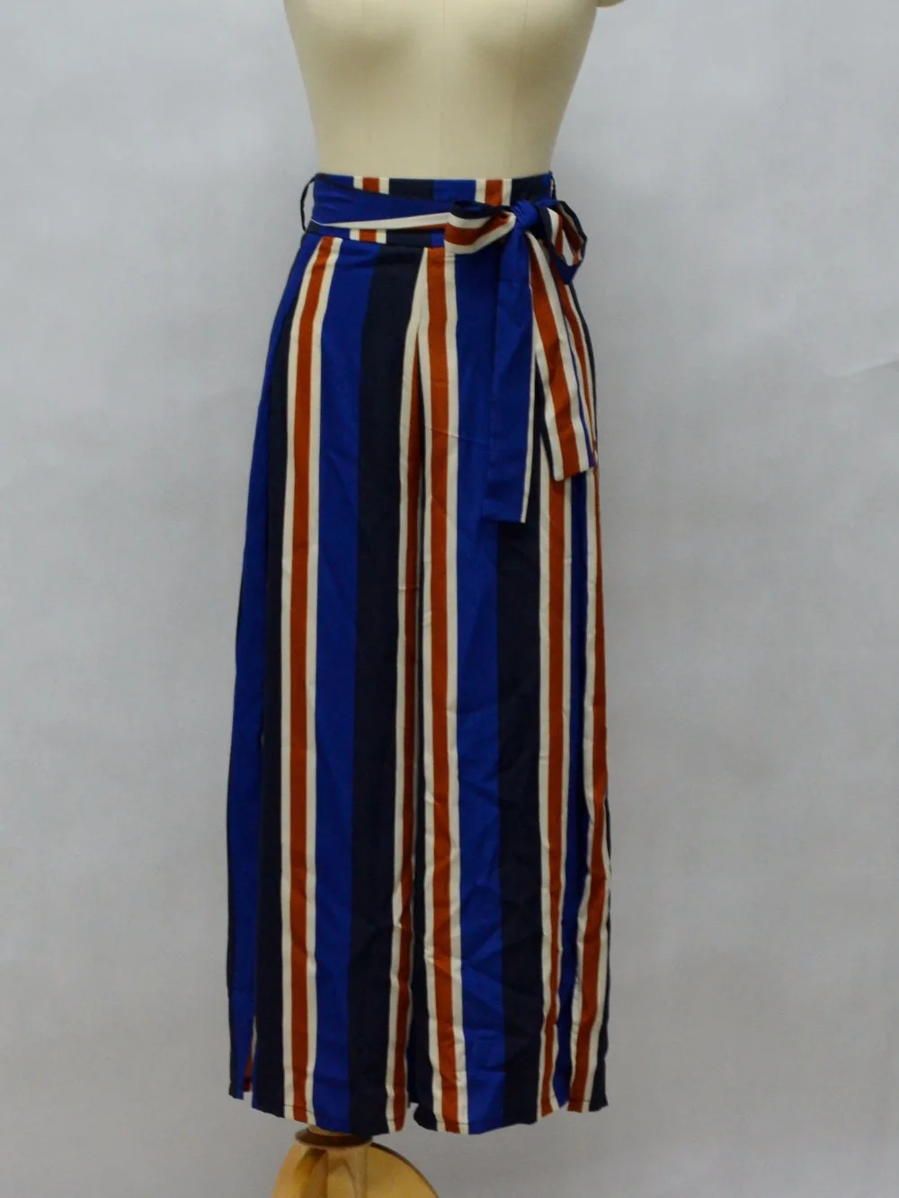 2017 Сторона Сплит широкие брюки ноги женщины в Вертикальную Полоску Boho Длинные