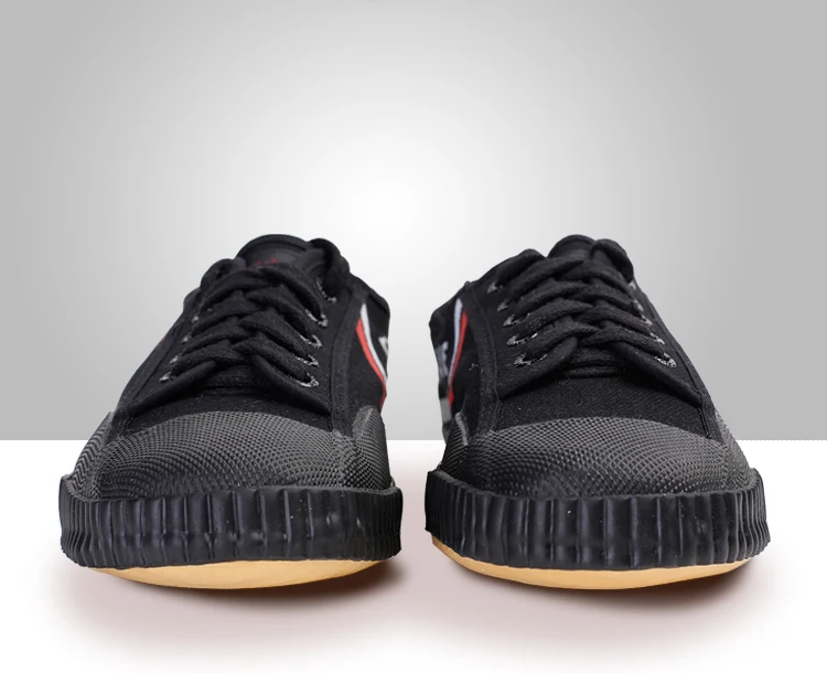 Professional Wushu Kungfu Shoes Winchun Taichi Taichi Uniform Unisex Classical Black&White Shoes Taekwondo Shoes Sports Sneaker