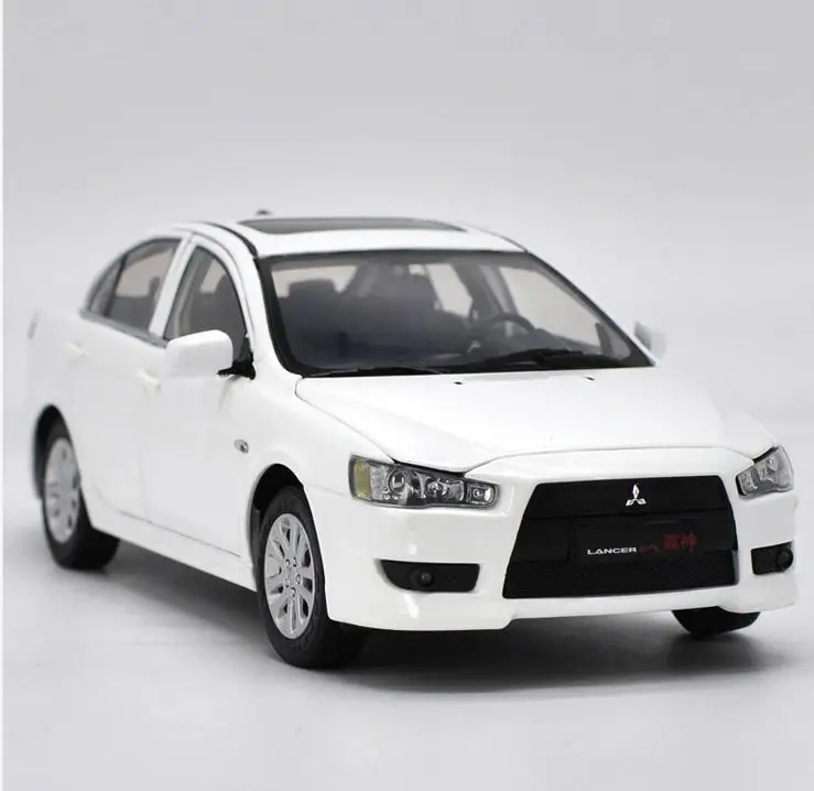 Оригинальная высокая имитация mitsubishi lancer-ex модель, 1: 18 сплав коллекция автомобиля игрушки, 6 открыть дверная игрушка автомобиль