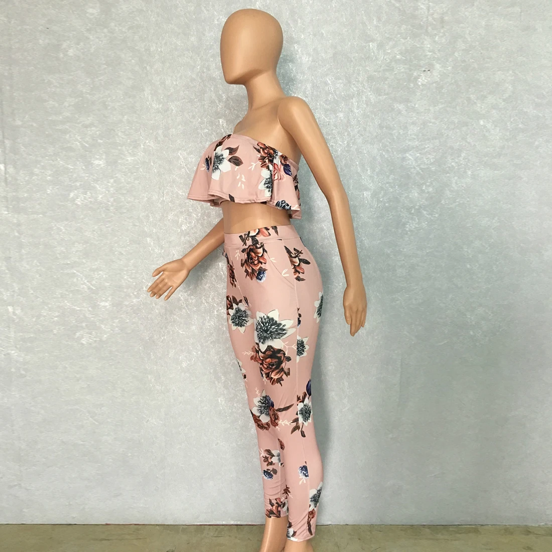 Розовый спортивный костюм для женщин с цветочным принтом без бретелек