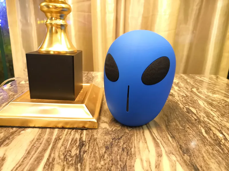 X18 Alien беспроводной Bluetooth динамик Портативный Перезаряжаемый сабвуфер Поддержка